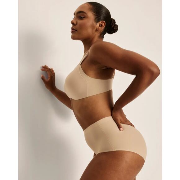 Knix Tan WingWoman Contour Bra 7++ - Picture 6 of 6
